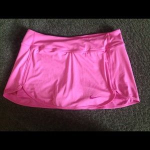 NIKE WOMENS SKORT MEDIUM